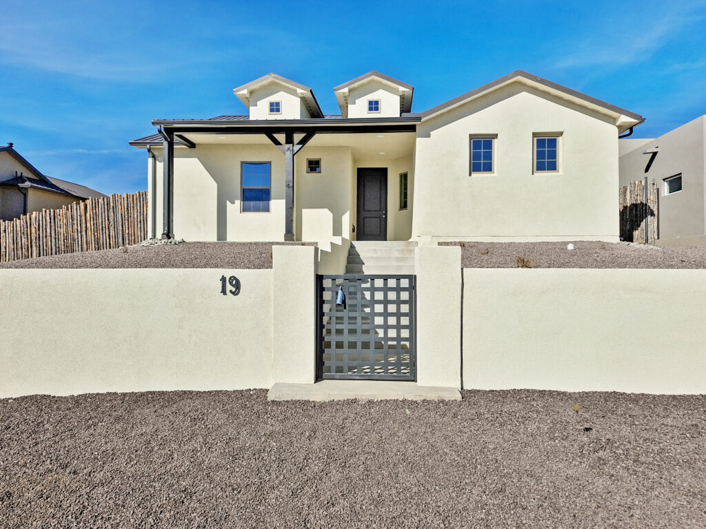 Buy a home Santa Fe